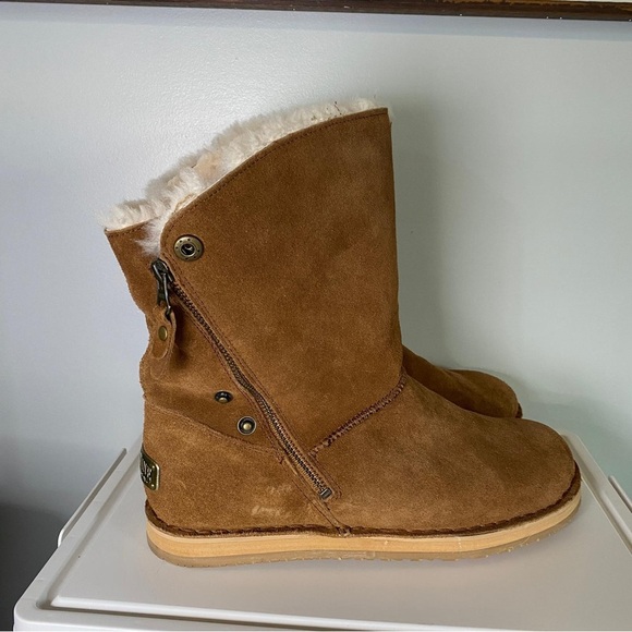 Cloud Nine Trixe Wheat Sheepskin Winter Boots - Picture 3 of 10